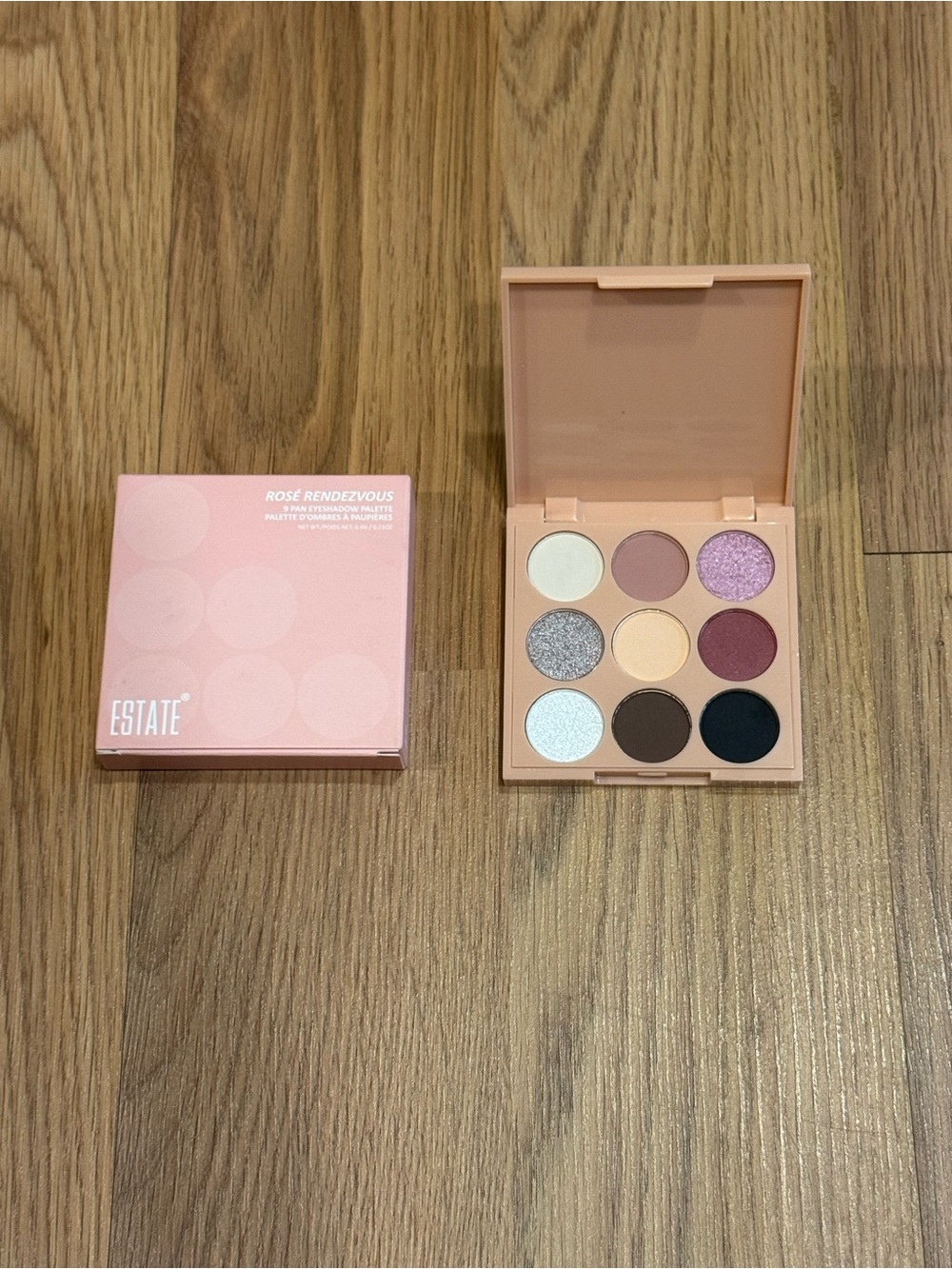 5 for $25 item 🌺 Estate Rose Rendezvous Eyeshadow Palette